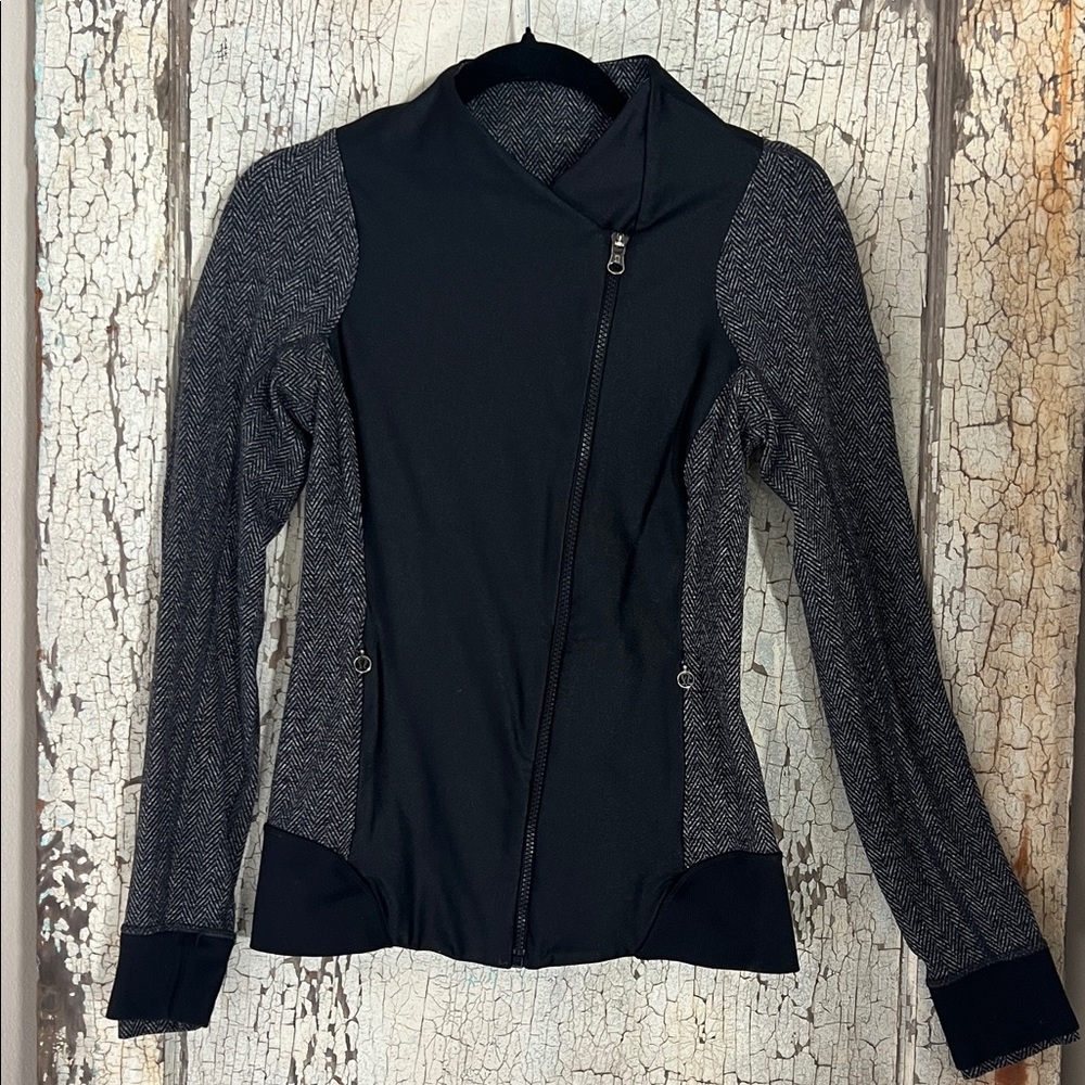 Lululemon Emerged Renew Herringbone
 Zip-Front Women's Jacket